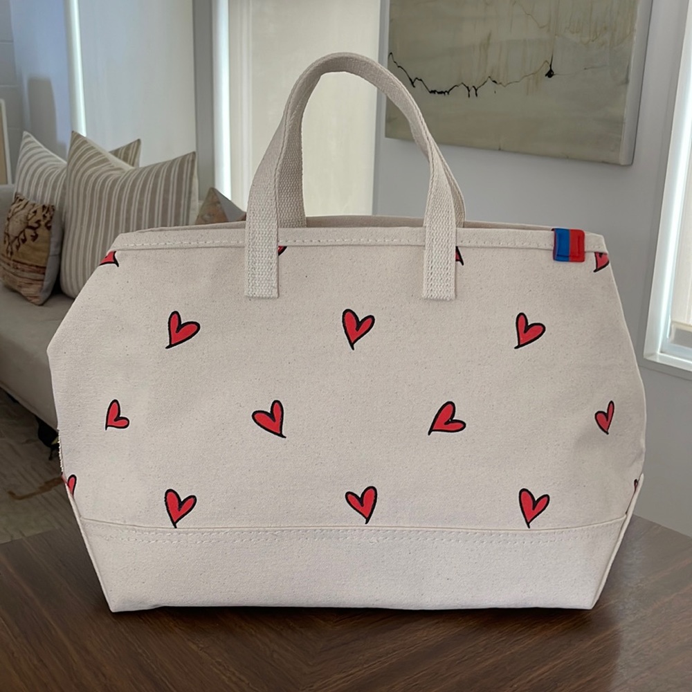 NWT Kule heart tote